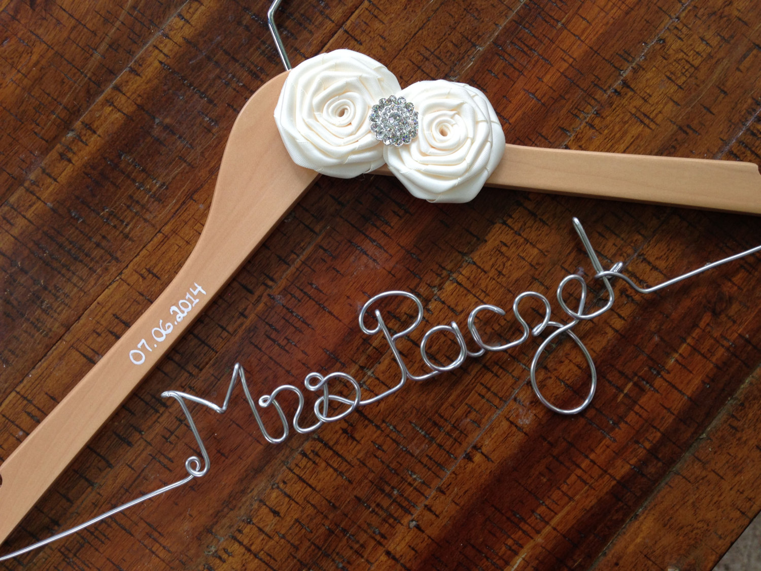 wedding-dress-hanger-with-name-and-date